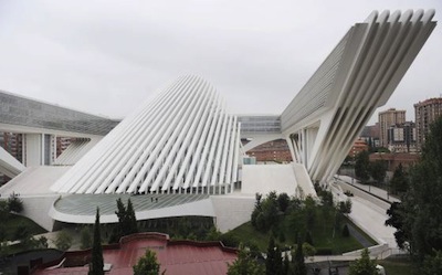 Calatrava deber pagar tres millones por fallos en un edificio de Oviedo