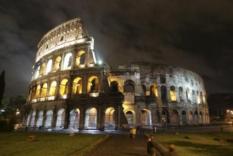 El Coliseo ser rodeado por una valla