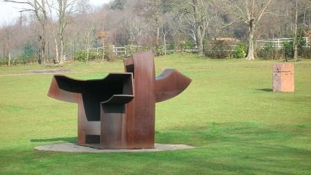 El Chillida Leku recibe numerosas visitas a pesar del cierre