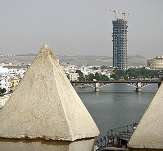 La Unesco lamenta que no se pararan las obras de la Torre Pelli