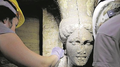 La tumba de Amfpolis en Macedonia contina desvelando sus misterios