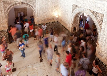 La Alhambra registr ms de dos millones de visitas en 2012