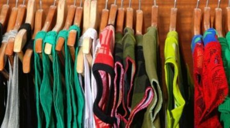 Las marcas de moda se suman al reciclaje de ropa